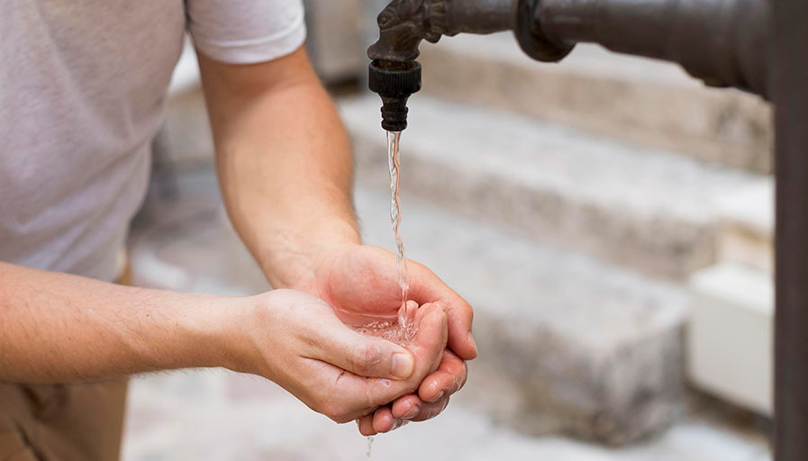 Cómo prevenir y solucionar problemas de presión de agua